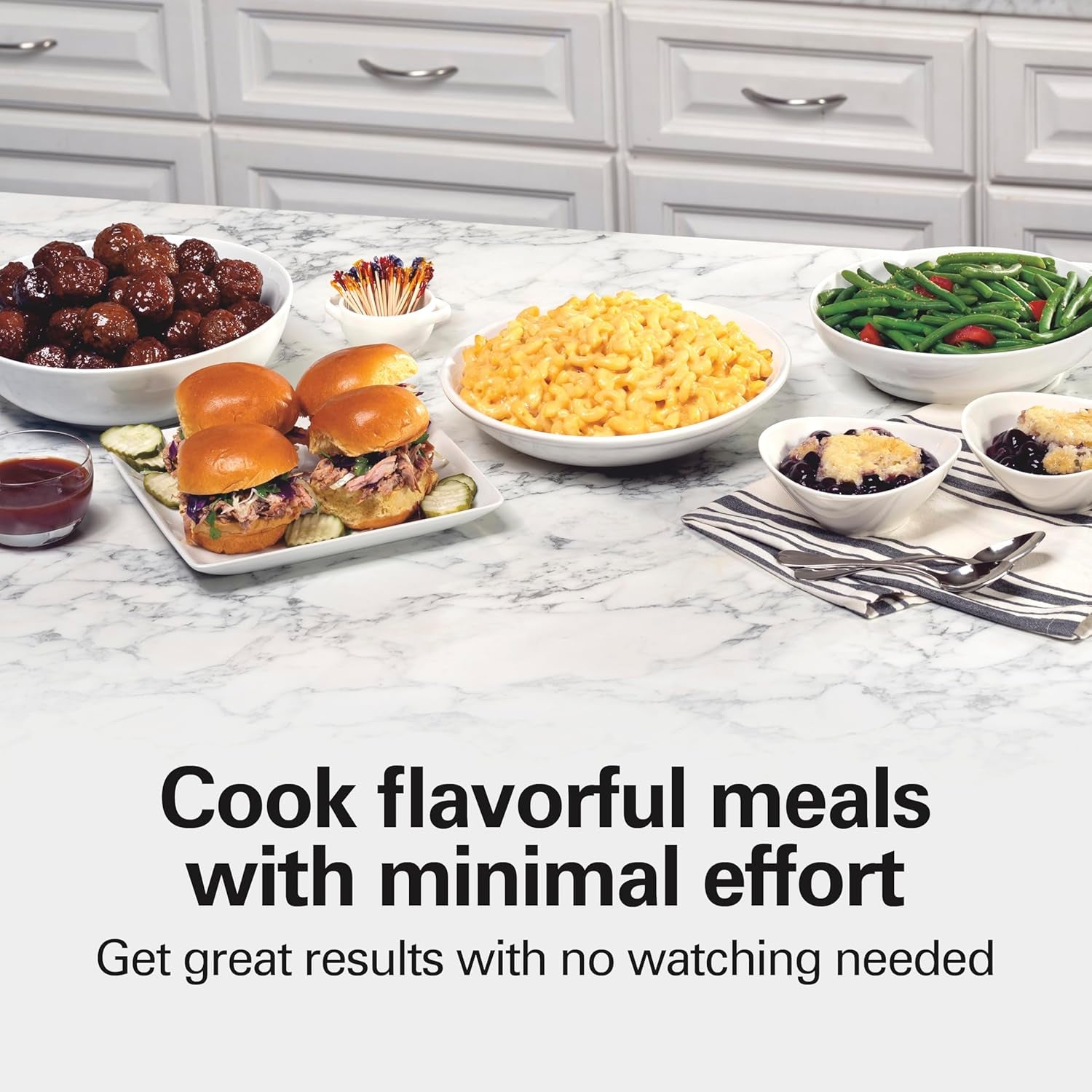 Slow Cooker, Extra Large 10 Quart, Stay or Go Portable with Lid Lock, Dishwasher Safe Crock, Black (33195)