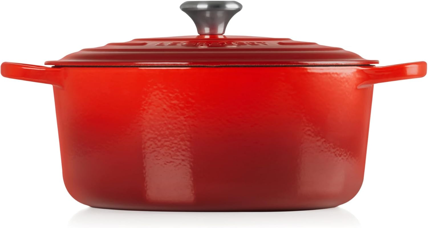 Enameled Cast Iron Signature round Dutch Oven, 7.25 Qt., Cerise