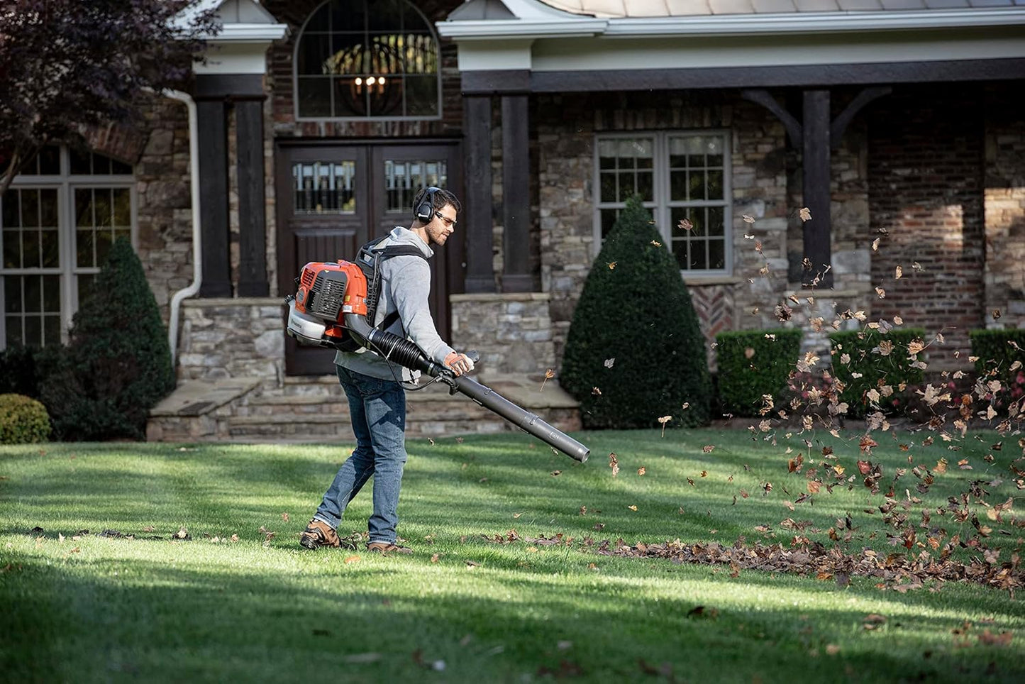 360BT Gas Leaf Blower, 65.6-Cc 3.81-HP 2-Cycle Backpack Leaf Blower with 890-CFM, 232-MPH, 30-N Powerful Clearing Performance and Load-Reducing Harness, Gifts for Men