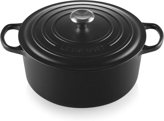 Enameled Cast Iron Signature round Dutch Oven, 7.25 Qt., Licorice