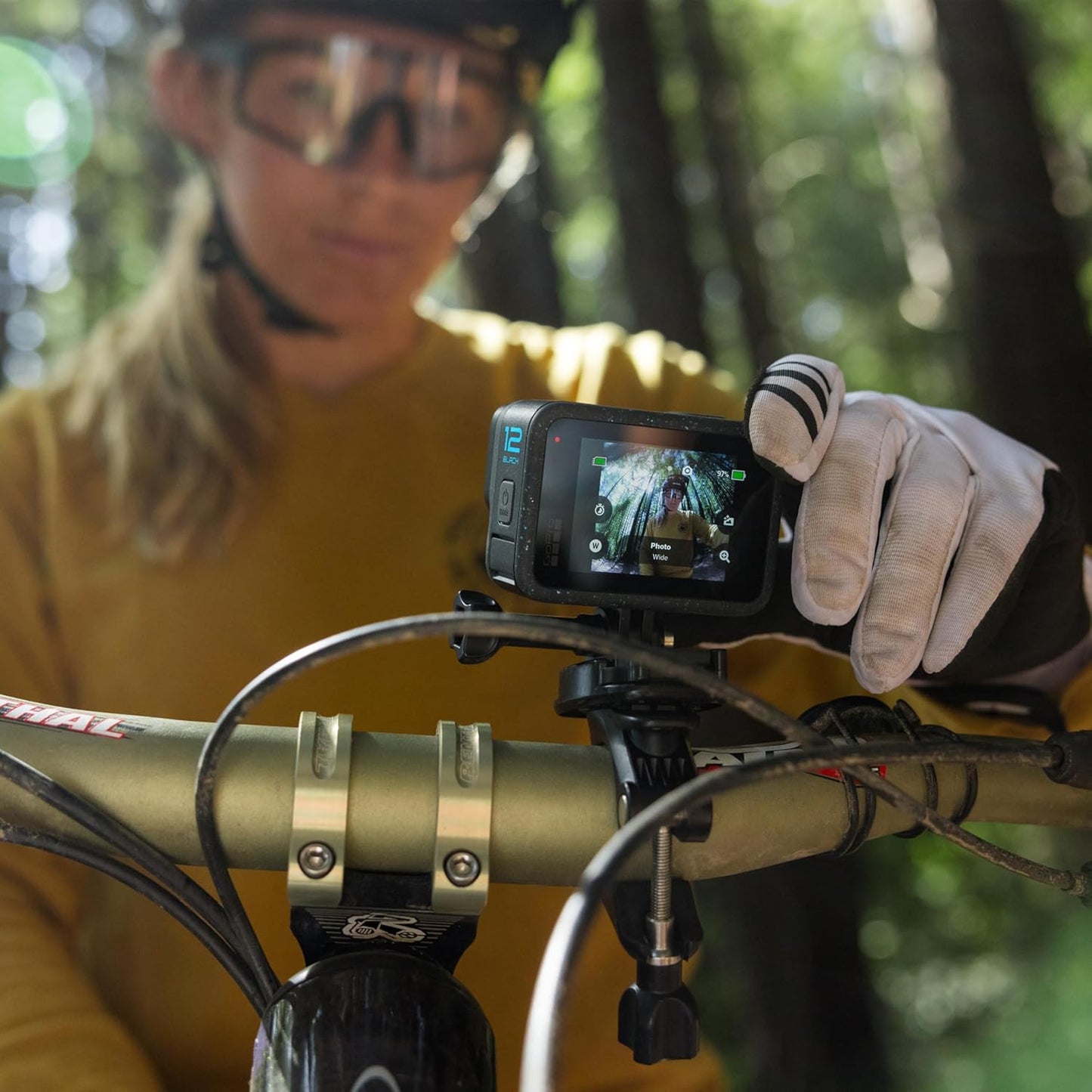 Hero12 Black E-Commerce Package - Waterproof Action Camera with 5.3K60 Ultra HD Video, 27MP Photos, HDR, 1/1.9" Image Sensor, Live Streaming, Webcam, Stabilization
